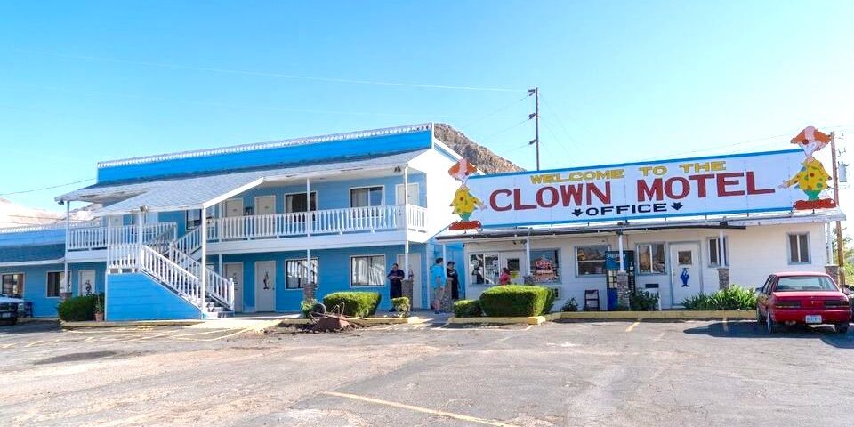 clown-motel-nevada clown-motel-nevada