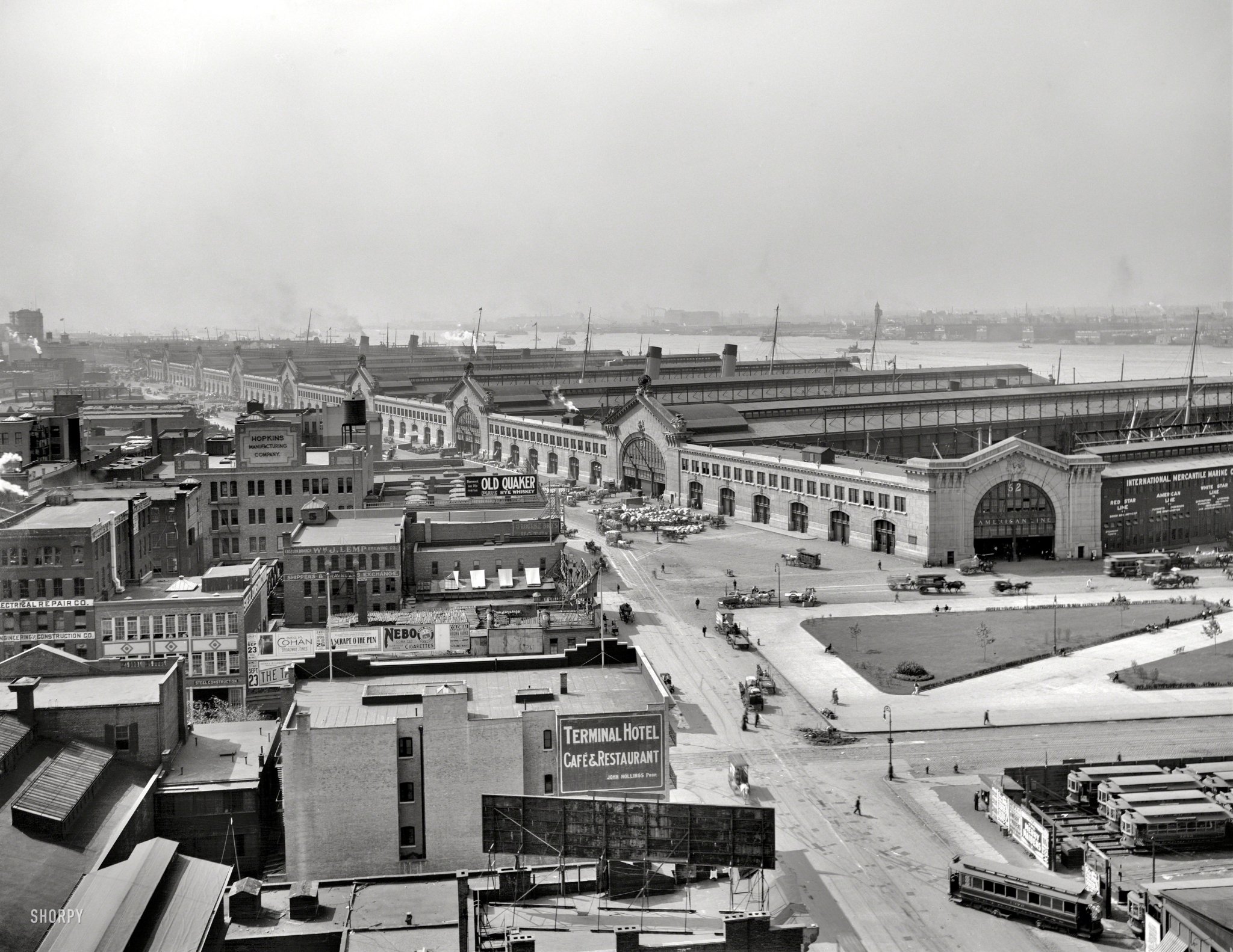 Vintage view of Chelsea Piers between 12th and 22nd streets