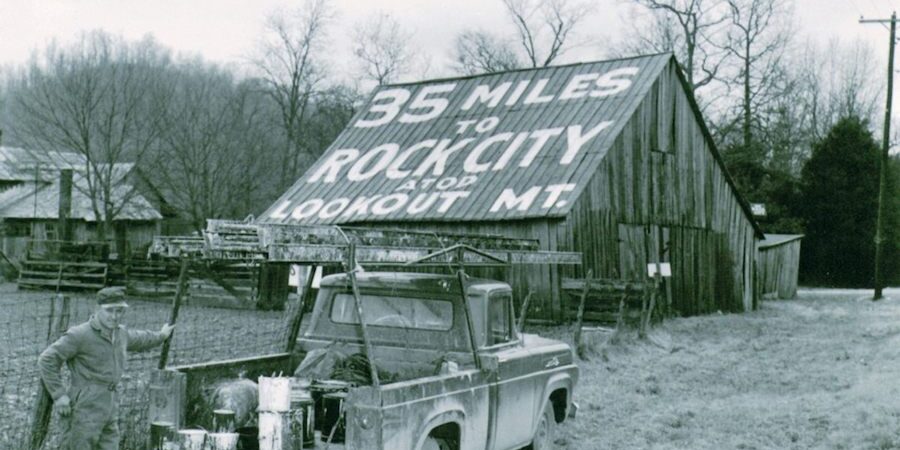 Clark_Byers__Rock_City_barn_Kimball_Tennessee