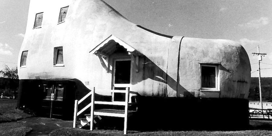 jan_1986-_hanover_pa_shoe_house