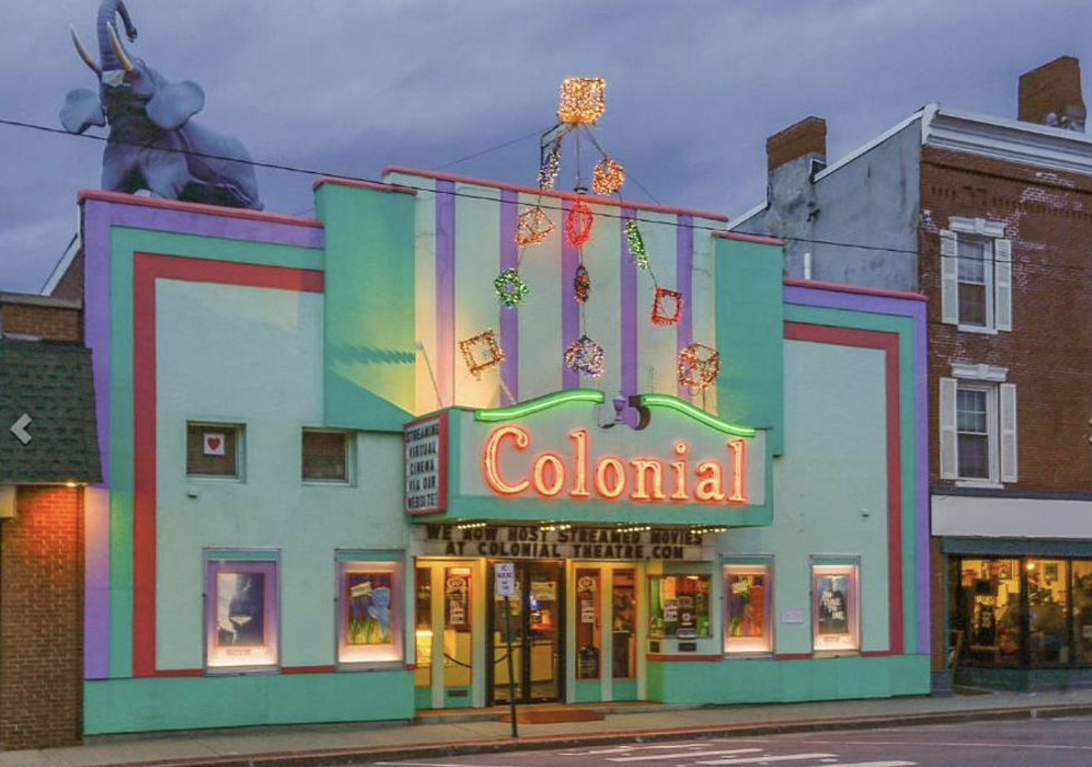 Colonial_Theater_Facade_Belfast_Maine