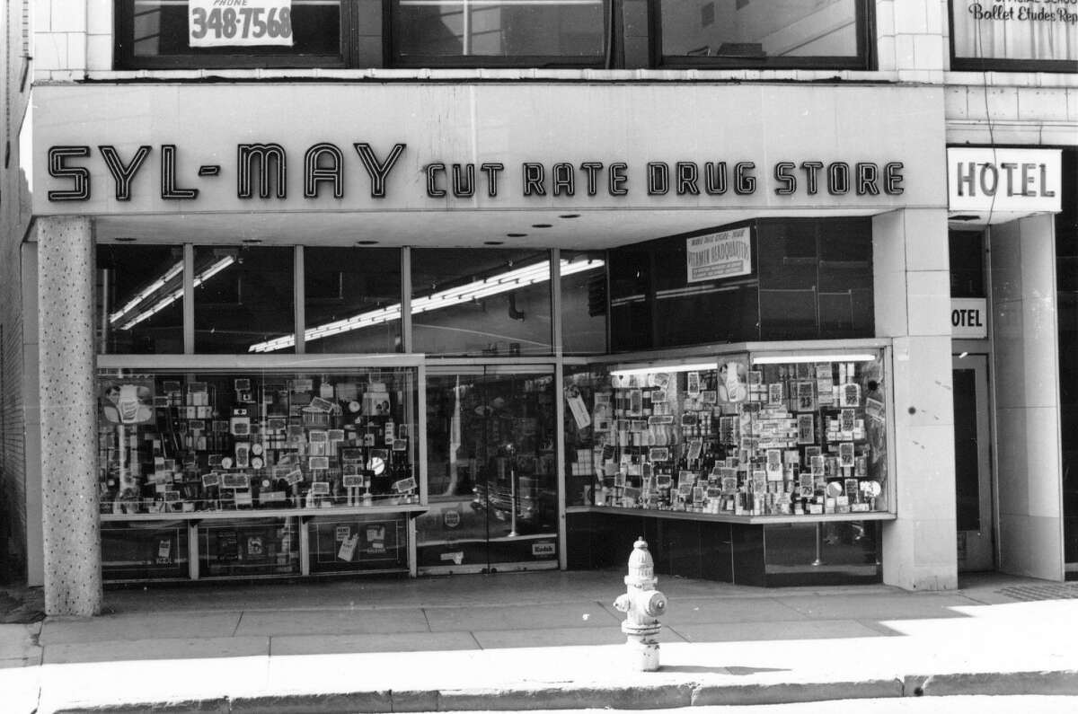 Syl-May_Pharmacy_Facade_Stamford