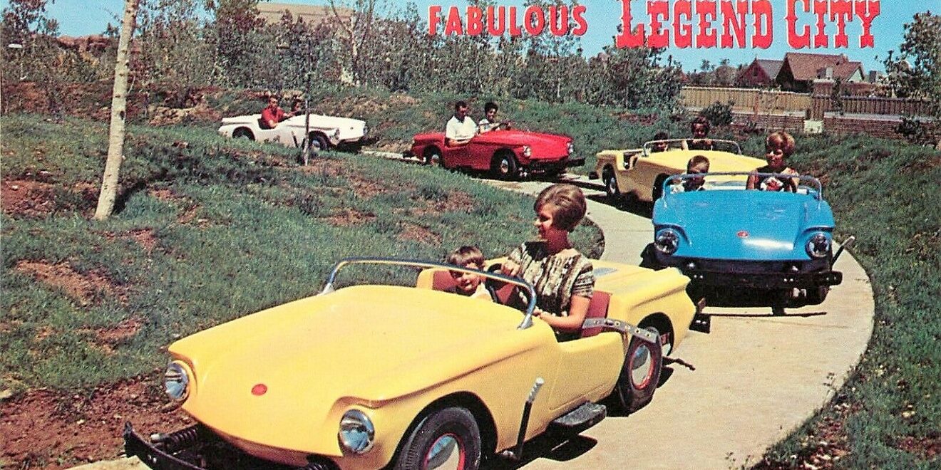 legend_city_modern_car_ride_Arizona legend_city_modern_car_ride_Arizona