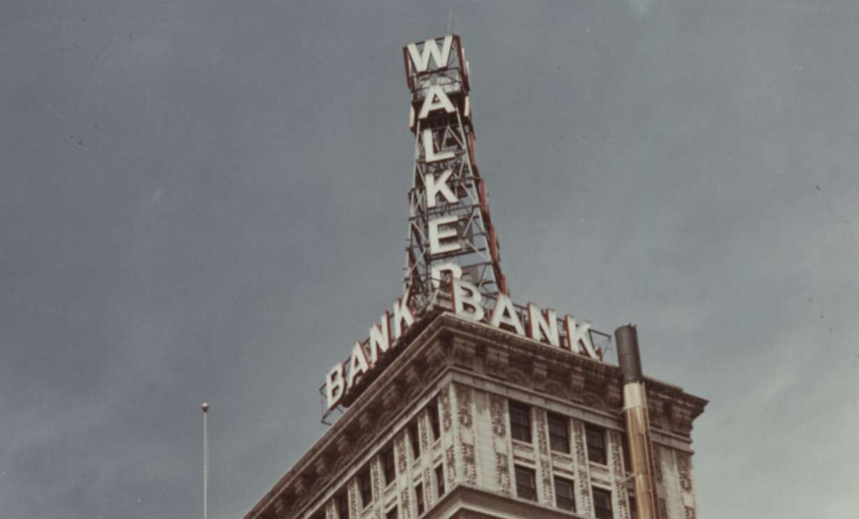 Walker_State_Bank_Sign_Utah