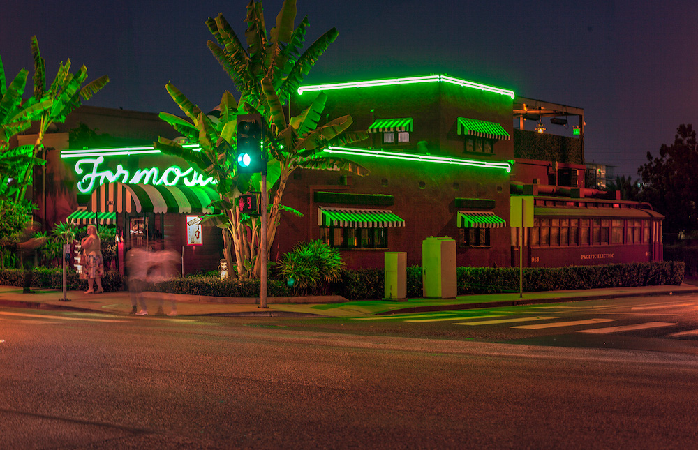 Neon-Formosa-Cafe-West-Hollywood