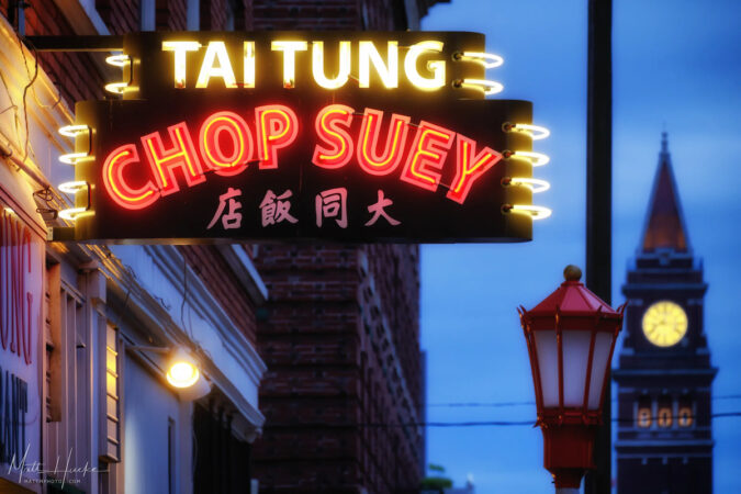 Tai_Tung_Neon_Sign_Seattle