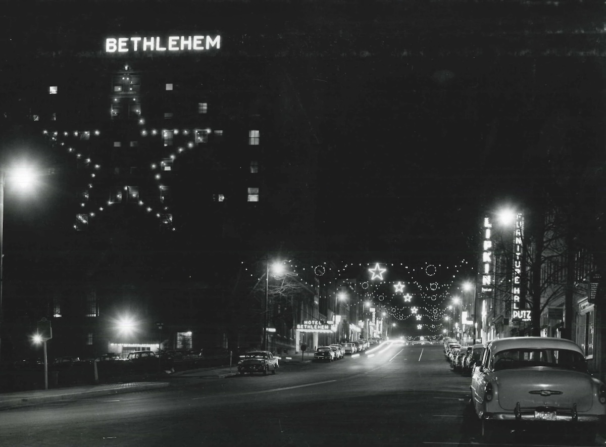 Hotel_Bethlehem_Neon_Sign