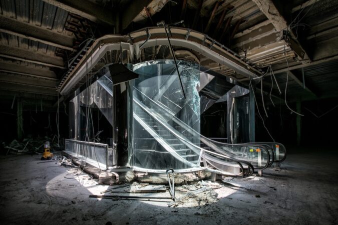 Ruined_Mall_Escalators