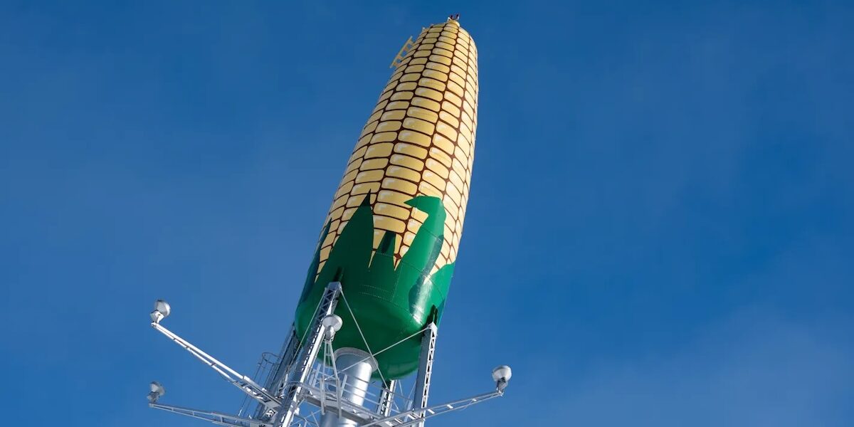 Corn_Water_Tower_Rochester_Minnesota Corn_Water_Tower_Rochester_Minnesota