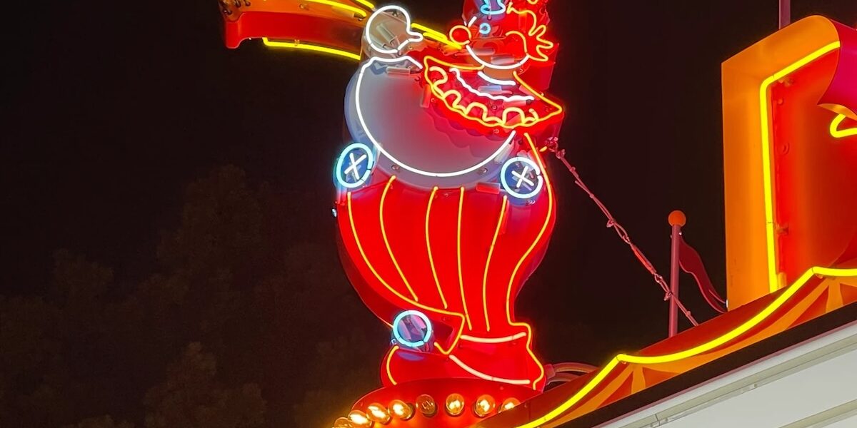 Clown_Neon_Los_Angeles