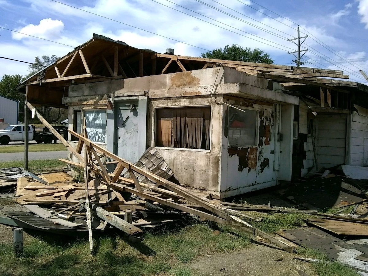 Uncovered_Valentine_Diner_Winfield_KS