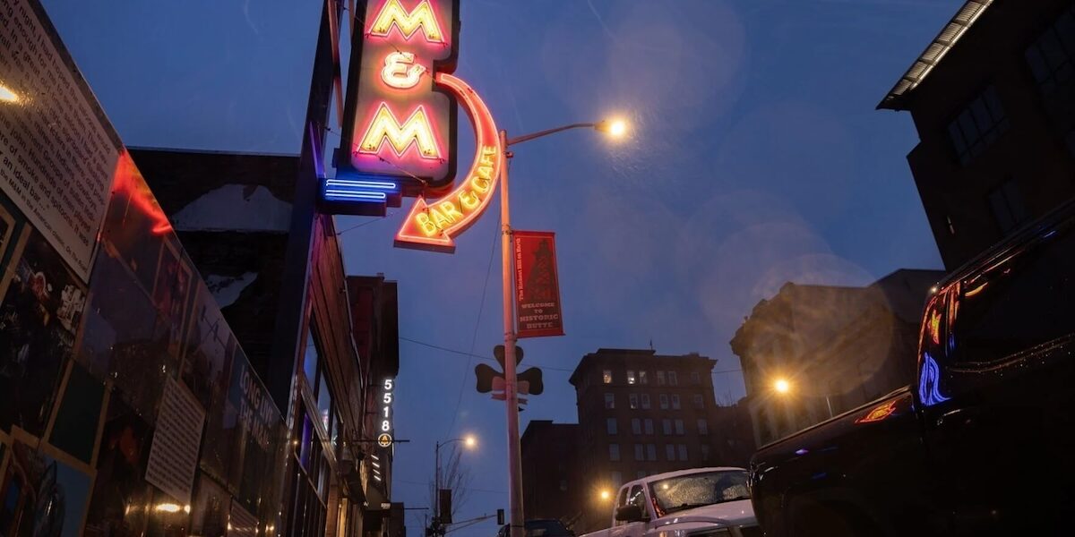 MM_Bar_Neon_Sign_Butte_Montana