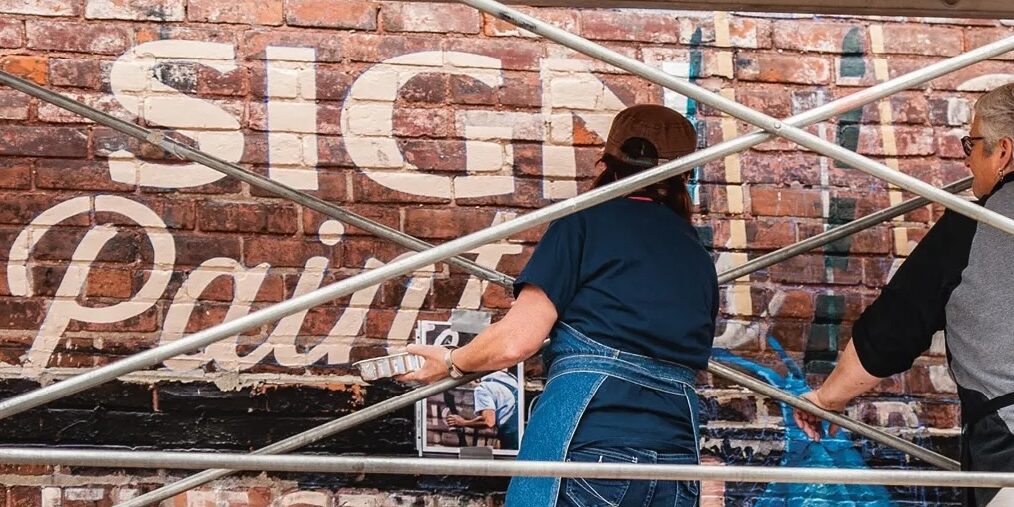 Sign_Painters_At_Work