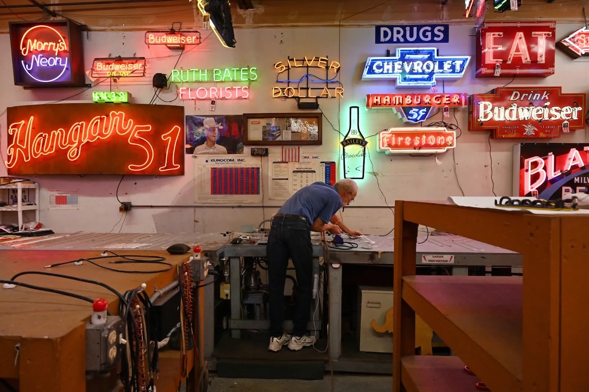 Neon_Sign_Shop_Denver